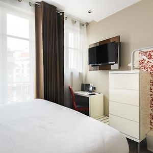 Habitación Estándar con 2 Camas Individuales